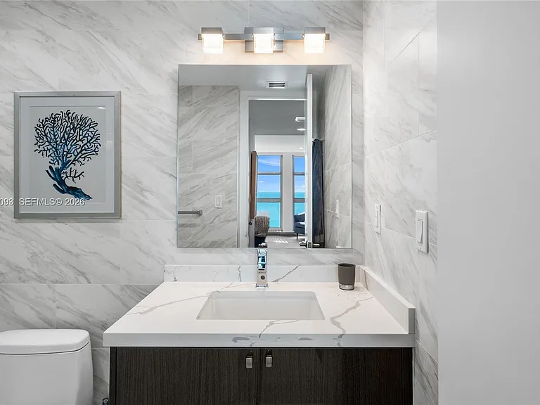 5055 Collins Ave #10H — Photo 7