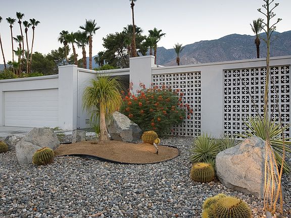 3rd image of 2431 S Yosemite Dr