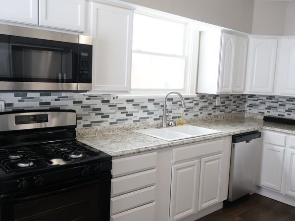 372 Trigonia Dr