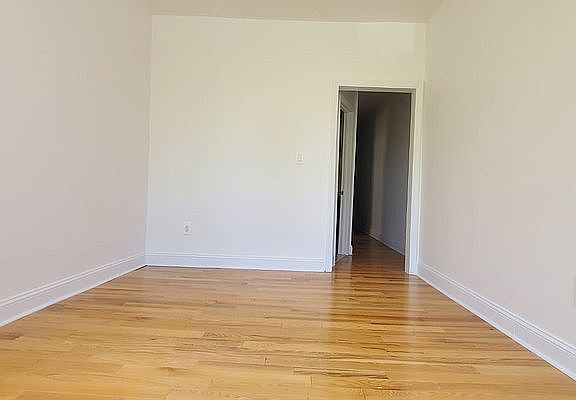 3rd image of 100 Convent Ave APT 305