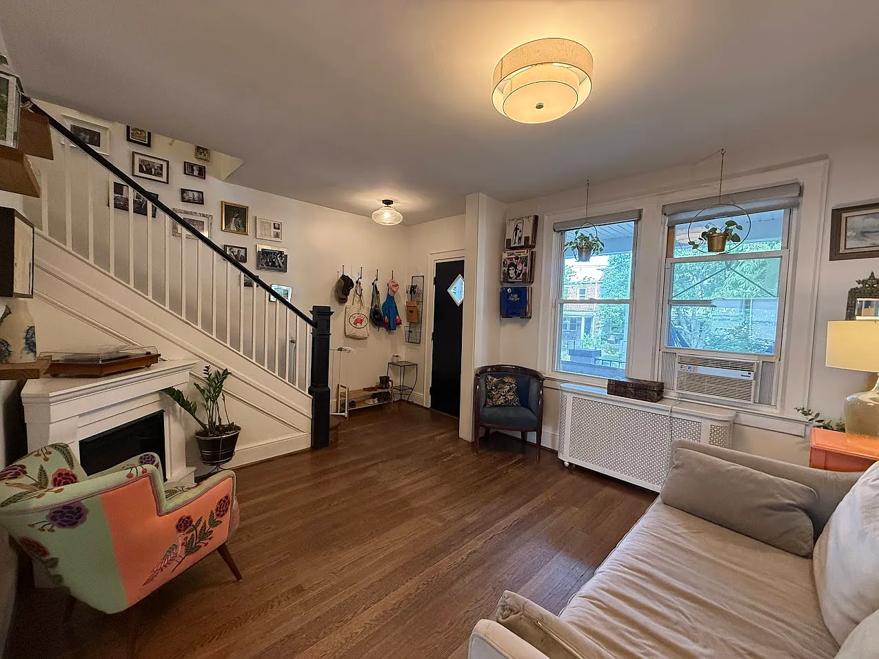 2 bed, 1608 sqft, $3,300 — Photo 3