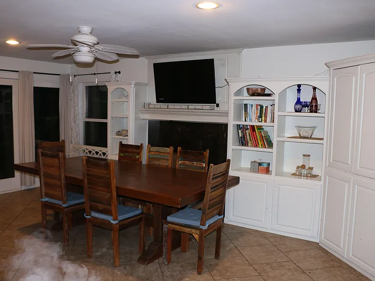 Laurel Valley Ln — Photo 10