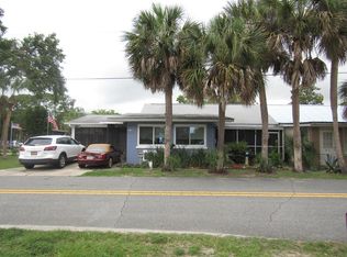 37 E Pine St #5, Carrabelle, FL 32322