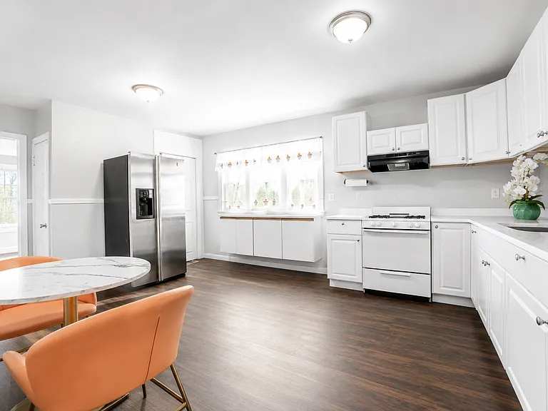 24 Tracey St #1 — Photo 1
