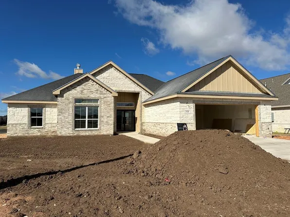 3725 Silver Spur Dr, San Angelo, TX 76904