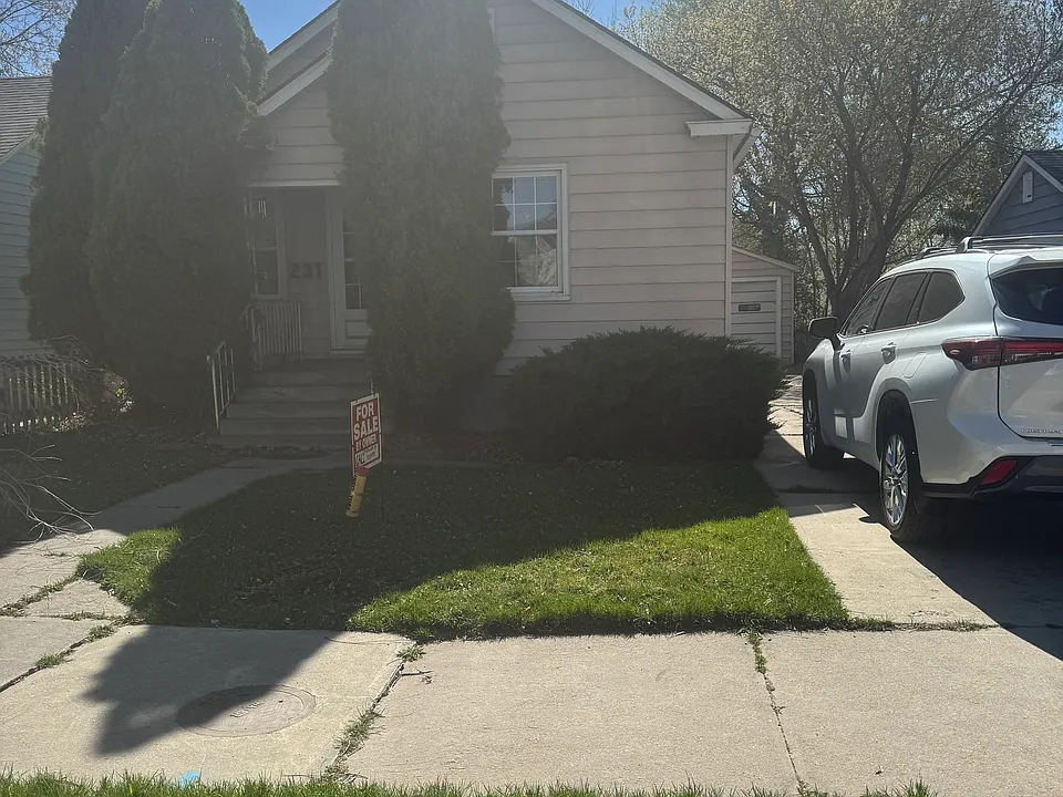 S 14th Ave