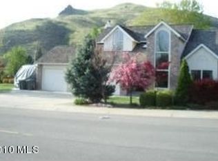 2001 Number 2 Canyon Rd, Wenatchee, WA 98801