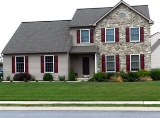 69 Village Square Dr, Marietta, PA 17547
