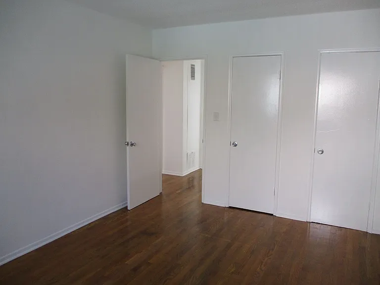 1435 N Fairfax Ave #4 — Photo 11