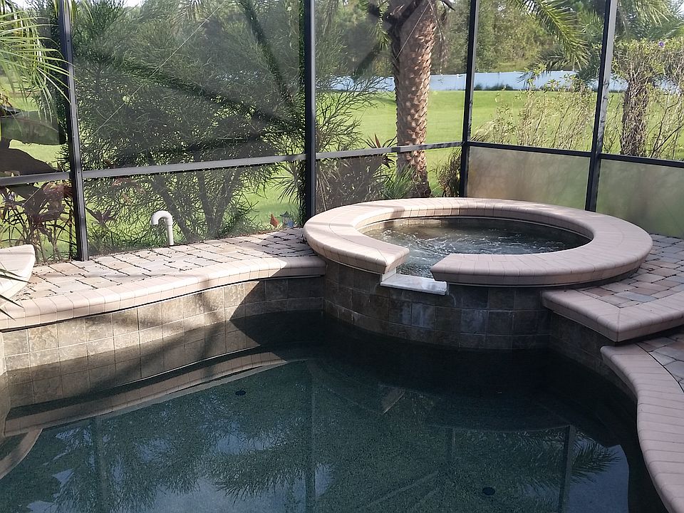 2nd image of 590 Palio Ct