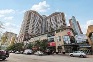 Davis St Unit 403-001