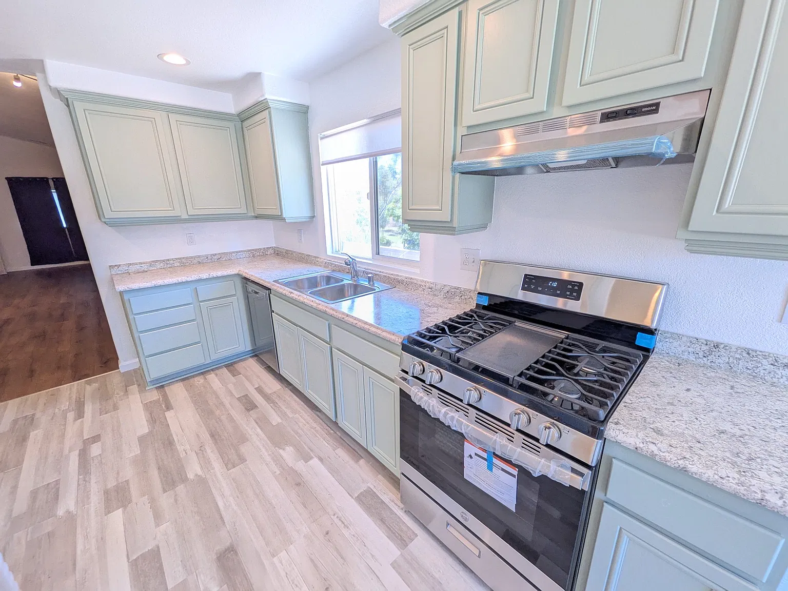 3 bed, 1489 sqft, $3,500 — Photo 4