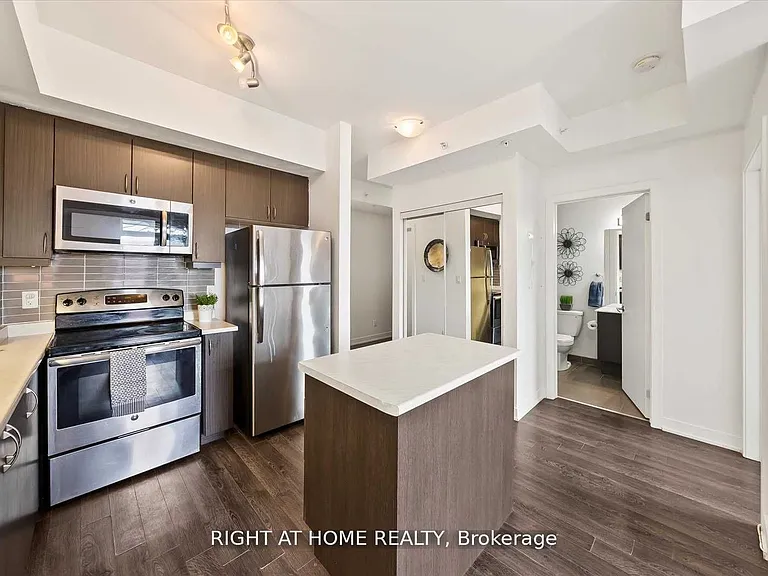 3560 Saint Clair Ave E #217 — Photo 6
