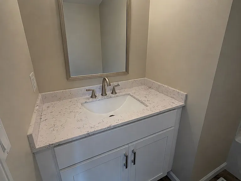 18 Mercury Ct #14 — Photo 8