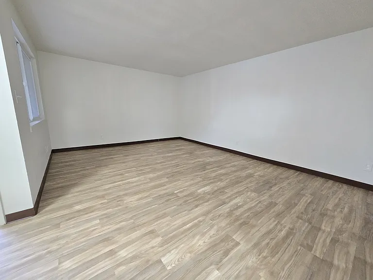 4564 State St #4566 — Photo 9