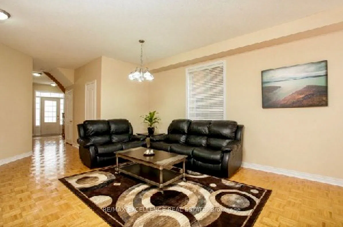 4 bed, $3,400 — Photo 4