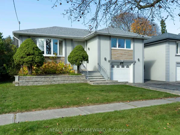 40 Bernadine St, Toronto, ON M1P 4M2