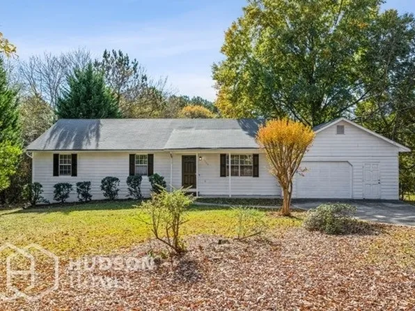 3104 Rock Pine Ct, Snellville, GA 30078