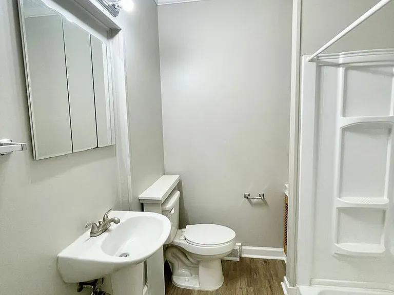 1504 Charlton St — Photo 20