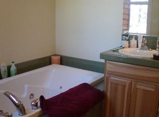 6213 Green St, Graysville, AL 35073