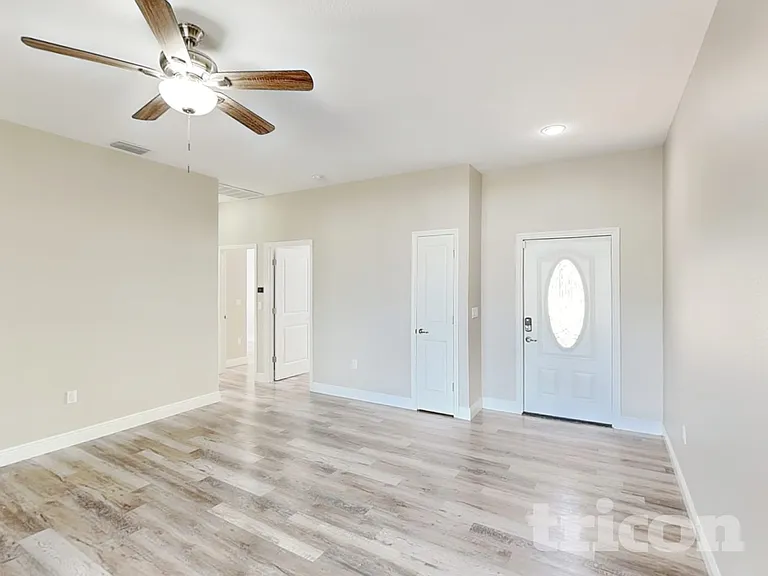 1249 Sargent St — Photo 3
