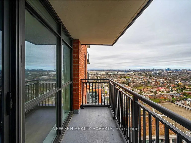 830 Lawrence Ave W #2405 — Photo 15