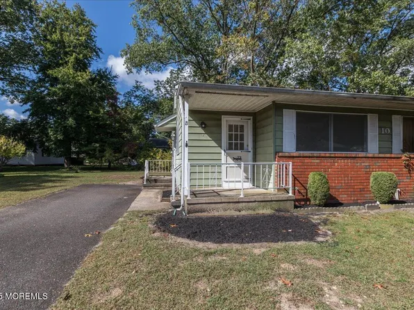 10 B Virginia Drive, Whiting, NJ 08759