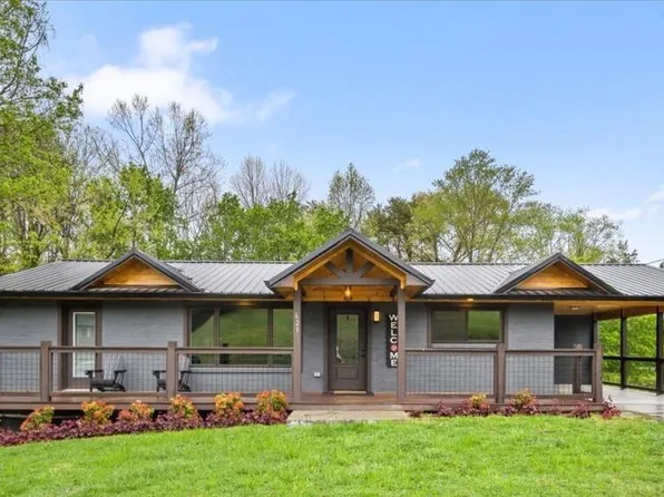621 Hardin Ln, Sevierville, TN 37862