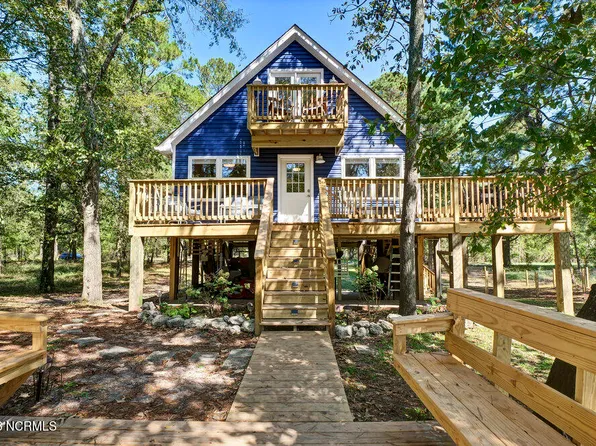 510 River Birch Road, Burgaw, NC 28425