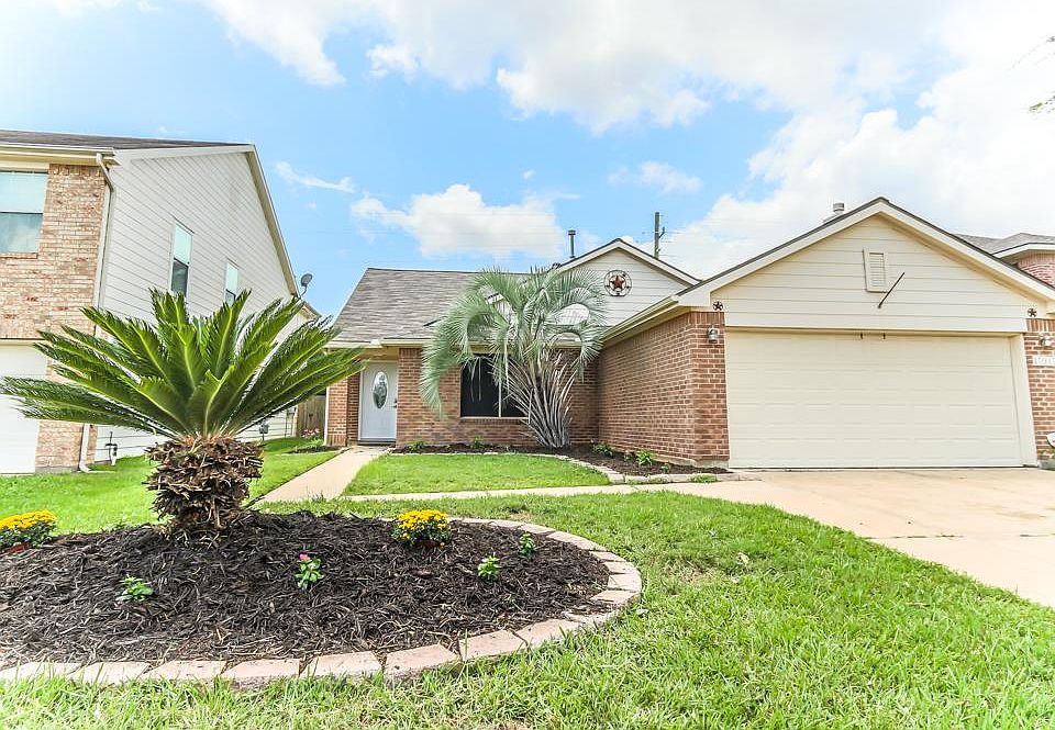 1st image of 15935 Kings Cypress Ln