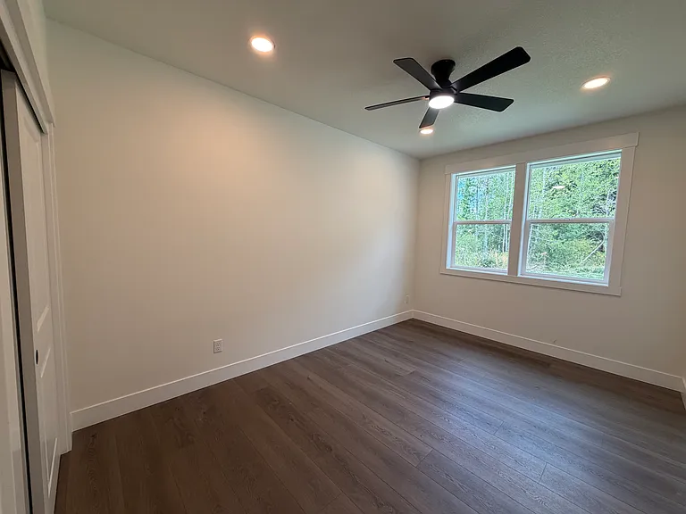 228 Alpenridge Rd — Photo 6
