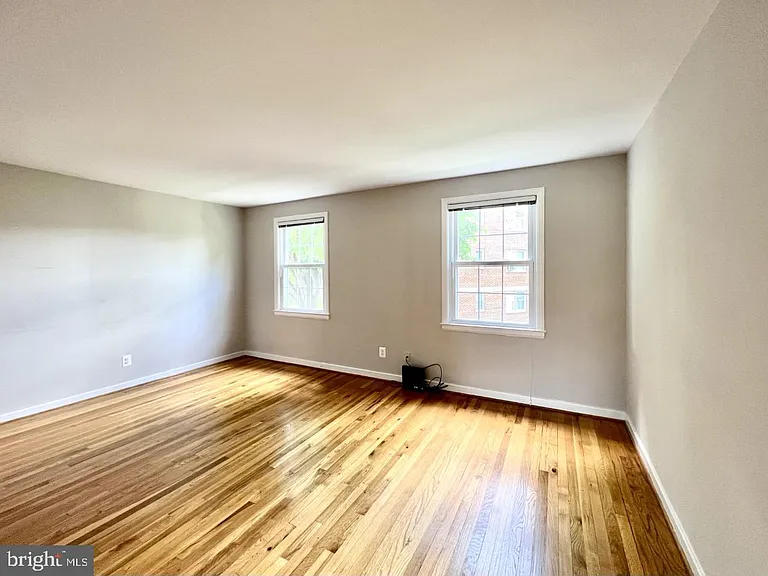 2207 Washington Ave #201 — Photo 5
