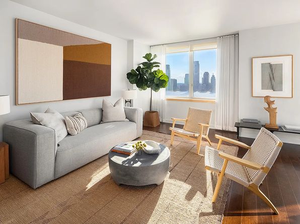 20 River Ter APT 16F