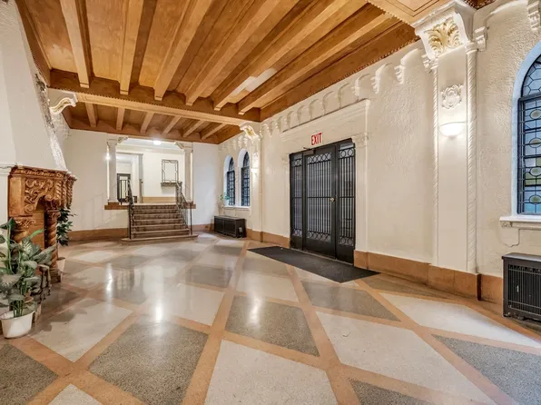 83-44 Lefferts Boulevard image 9 of 13