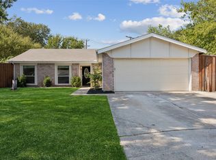 1901 Spies Springs Ct, Arlington, TX 76006