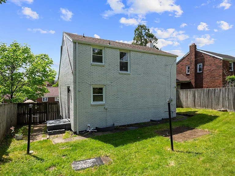 716 E Pittsburgh McKeesport Blvd — Photo 19