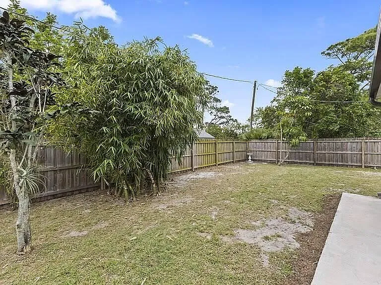 2218 SE Seamist St — Photo 13