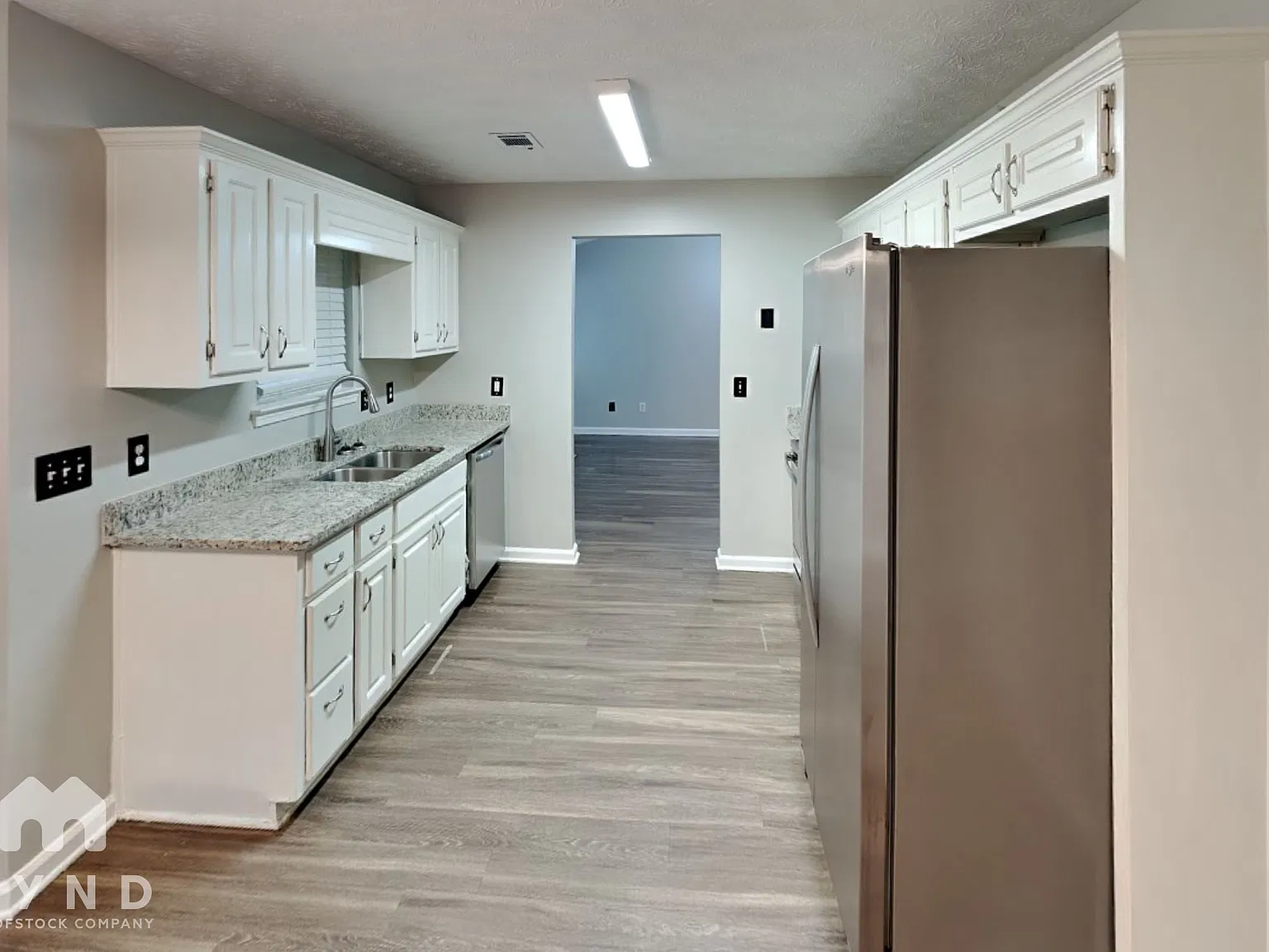 3 bed, 2.0 bath, 1428 sqft, $1,750 — Photo 3
