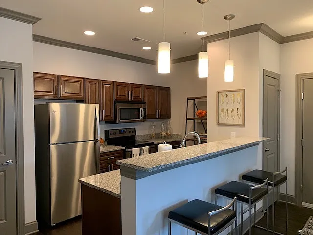 Larkspur Pointe Apartments — Photo 5