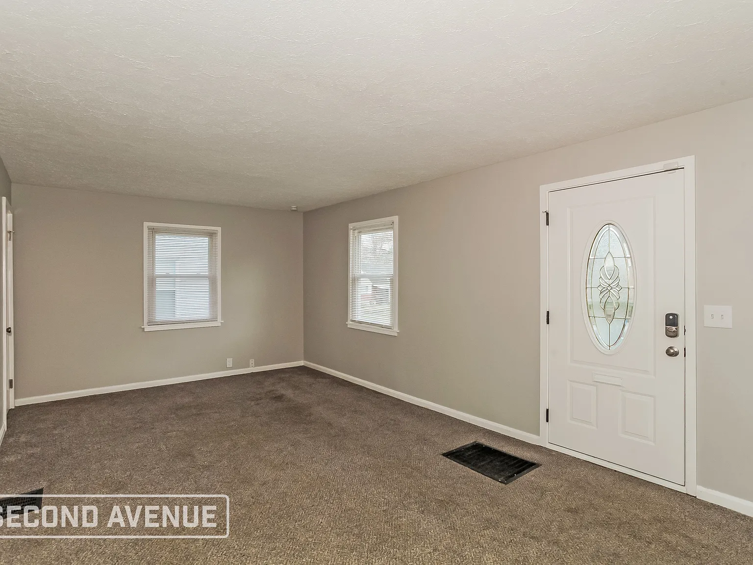 4 bed, 2.0 bath, 1545 sqft, $1,695 — Photo 3