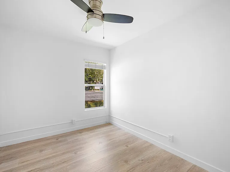331 Cornell Dr #337 — Photo 5