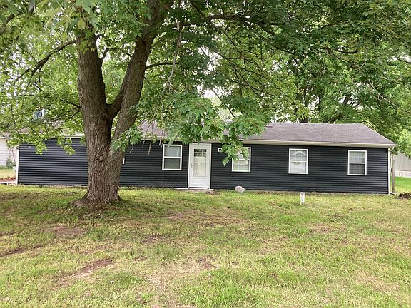 4th image of 66 Hill Place Dr