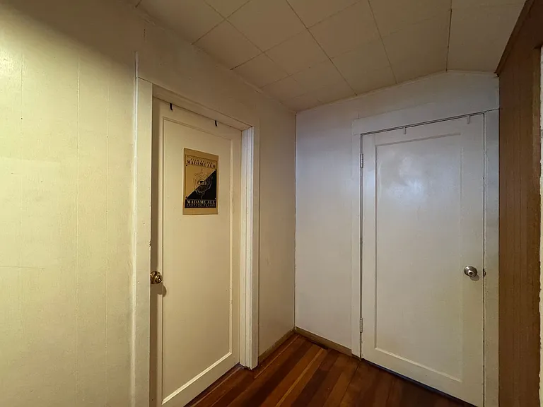 5 Bed 1.5 Bath in Fairhaven Close to Everything On a Bus Line — Photo 30
