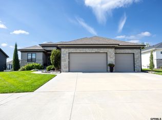 10812 S 176th St, Omaha, NE 68136