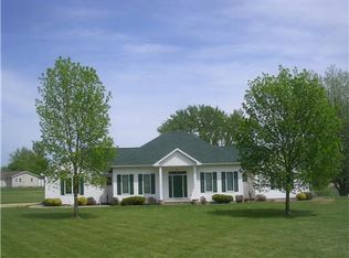 632 E Oak St, Mechanicsville, IA 52306