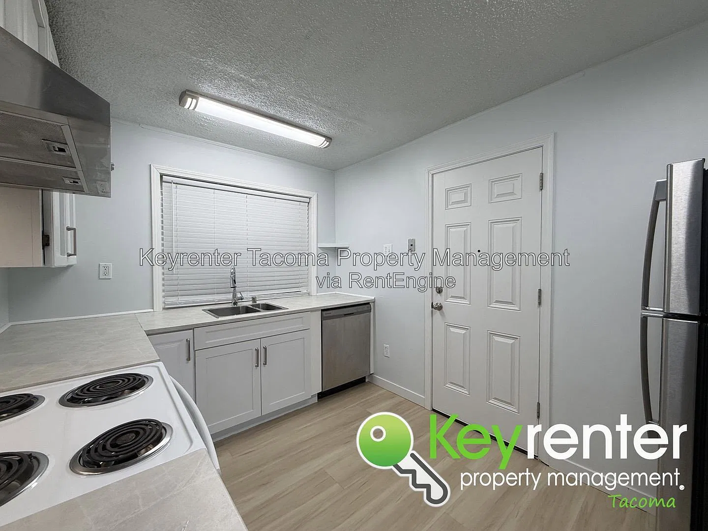 3 bed, 2.0 bath, 1072 sqft, $2,500 — Photo 4