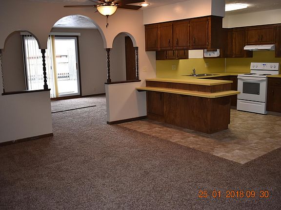 4th image of 6503 S 46th St APT 4