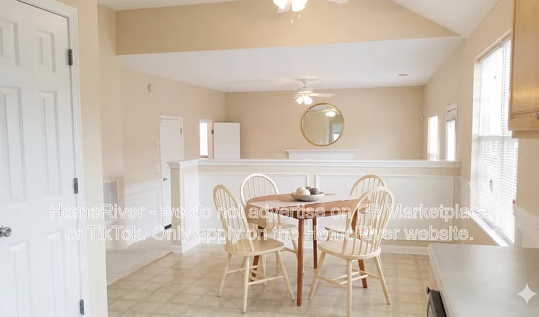 44 Shadowhill Ct — Photo 4