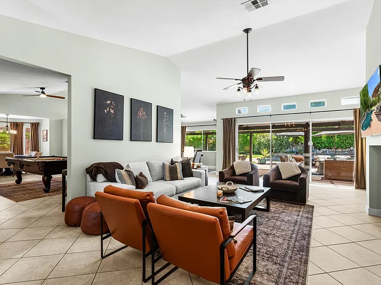 39490 Regency Way — Photo 9