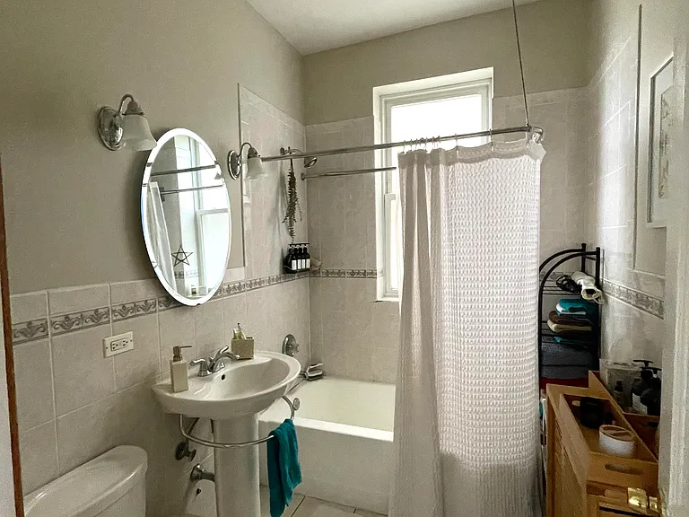 4424 N Dover St #1N — Photo 12